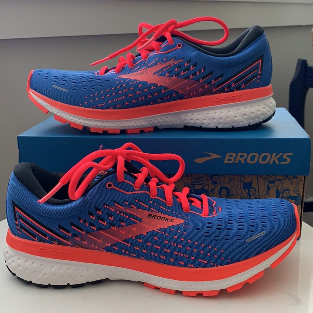 BRAND NEW Brooks Ghost Running Shoes